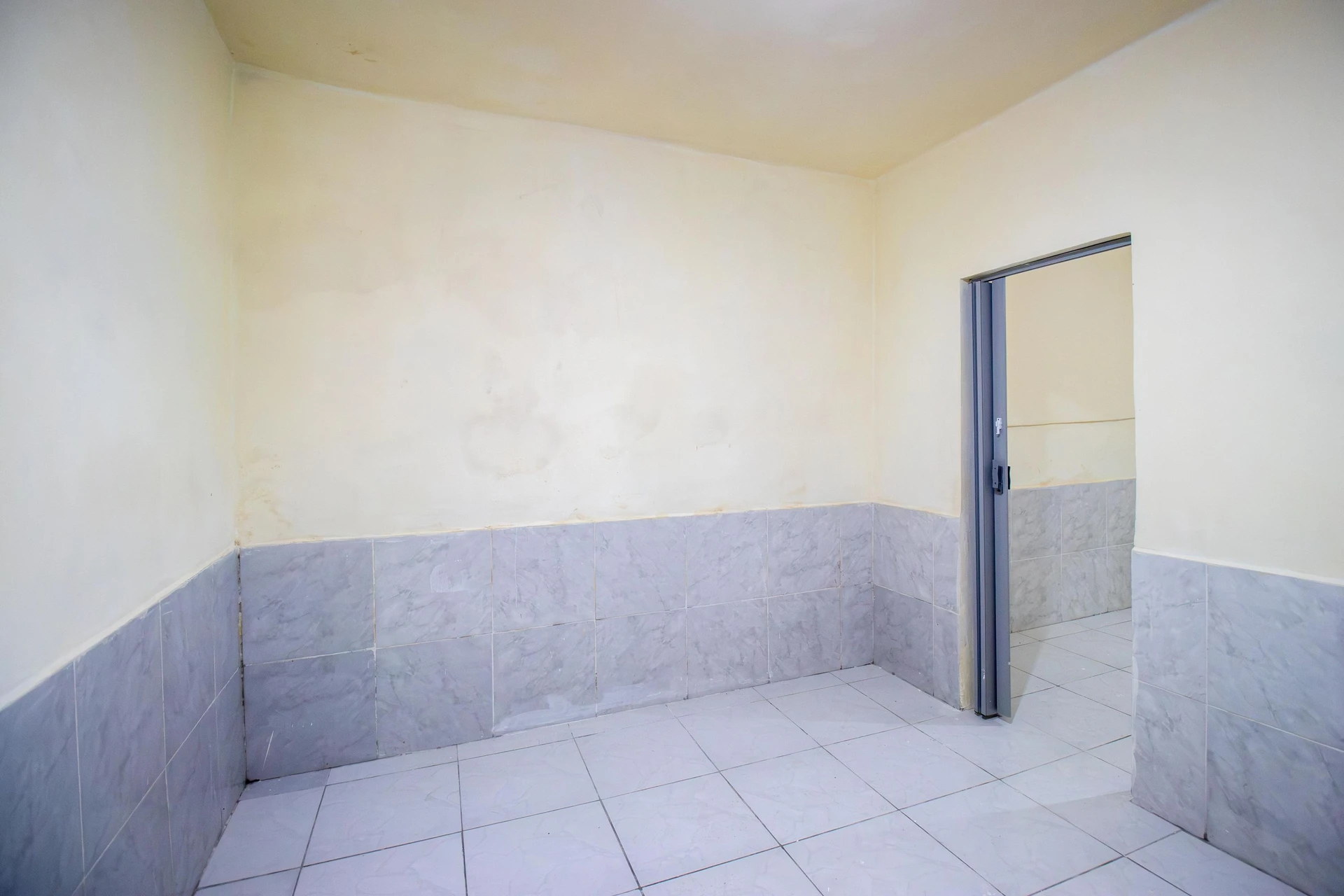 House with 1 bedroom and 1 bathroom, no parking — photo 15