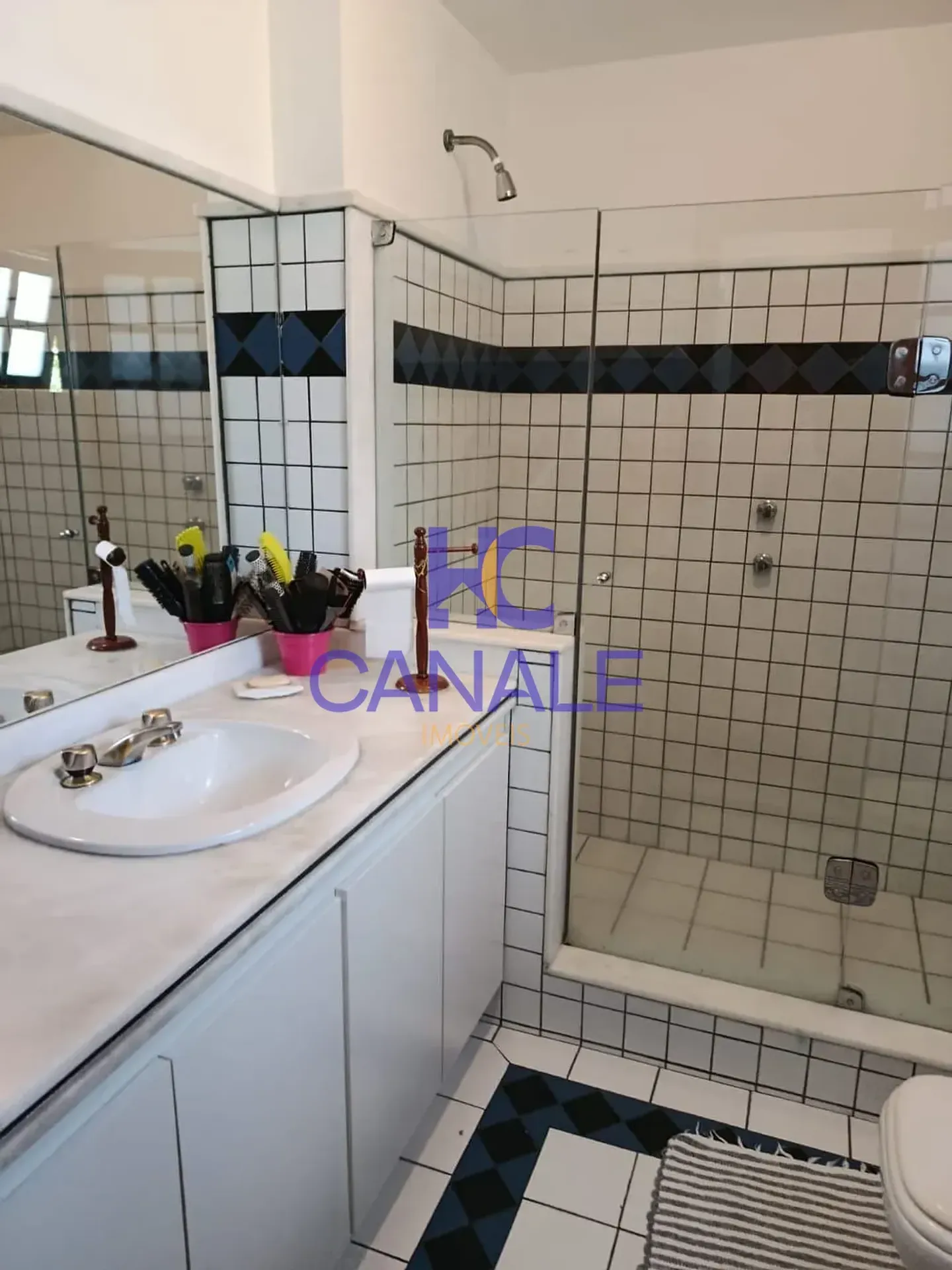 Casa duplex com 5 quartos e 4 banheiros — photo 27