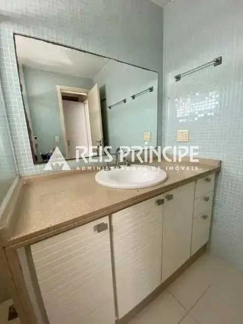 Duplex house with 5 bedrooms and a glass-enclosed balcony — photo 24