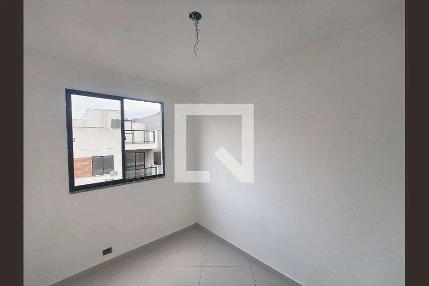 Apartamento de 2 dormitorios con cocina separada y balcón — photo 22