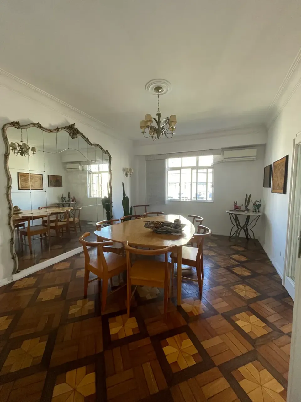Apartamento mobiliado com 4 quartos e 5 banheiros — photo 6