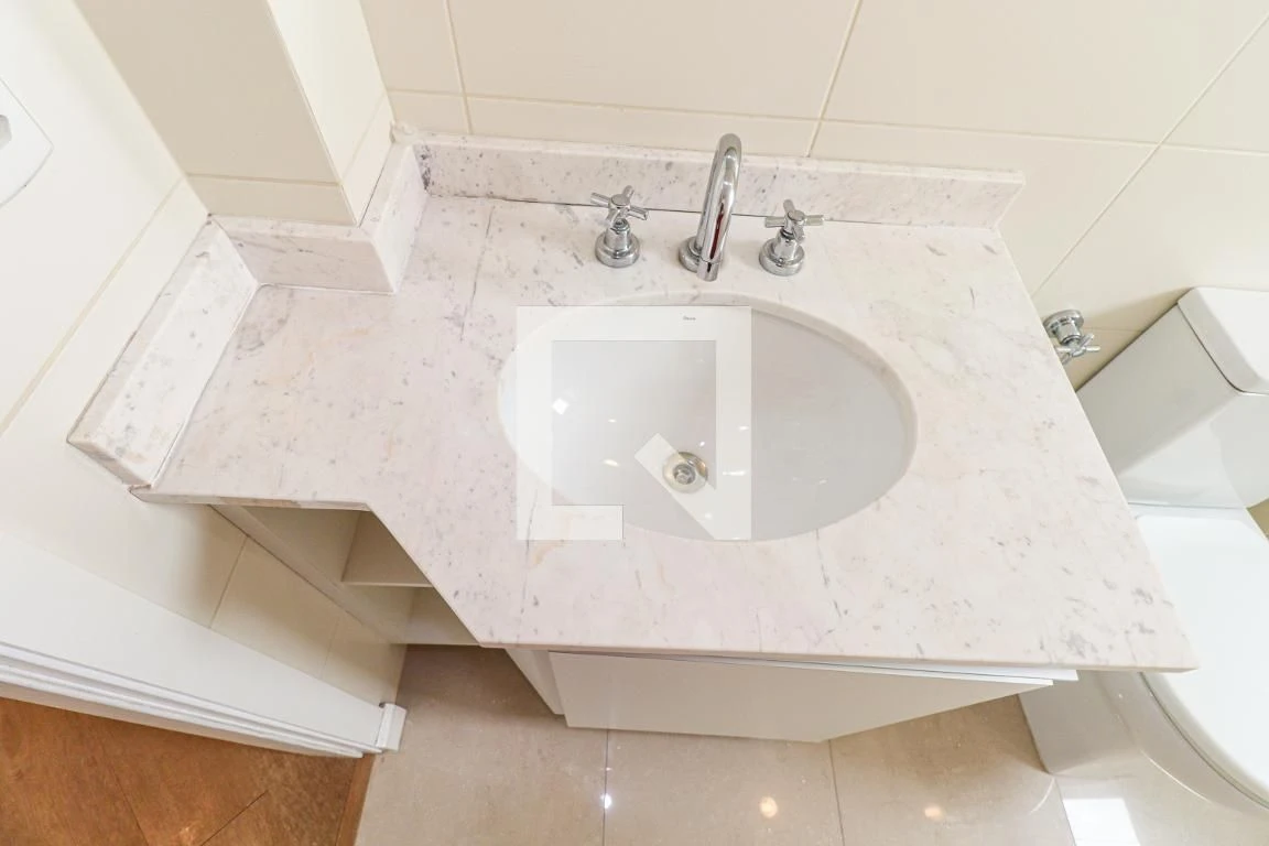 Apartment, 255 m², with a bathtub — photo 67