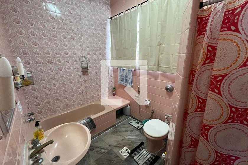 6-bedroom house with a washing machine in Rio de Janeiro — photo 40