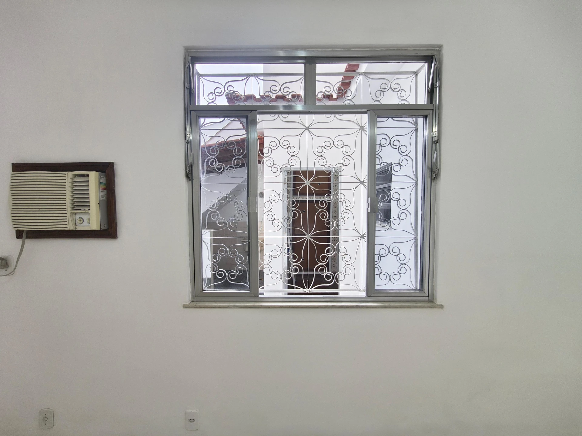 Незамебльований будинок для оренди: 3 спальні та власний сад — photo 28