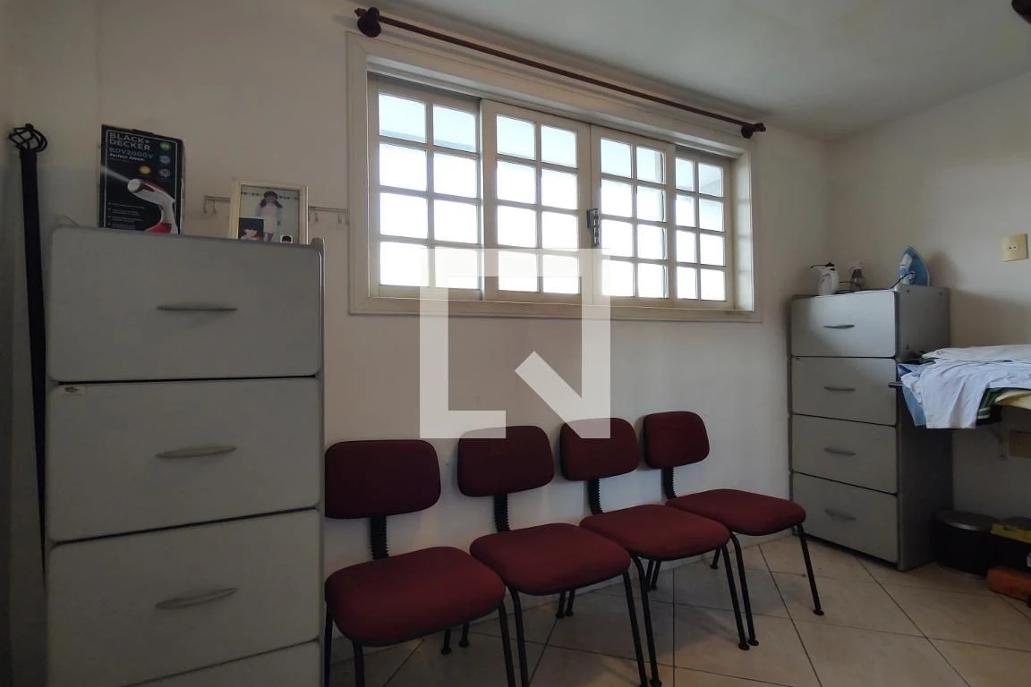 Casa mobiliada com 3 quartos, varanda e 3 banheiros — photo 89