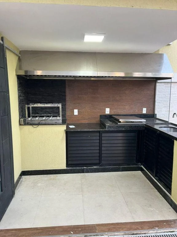 Мебльований будинок із відкритою кухнею 201 м² — photo 2