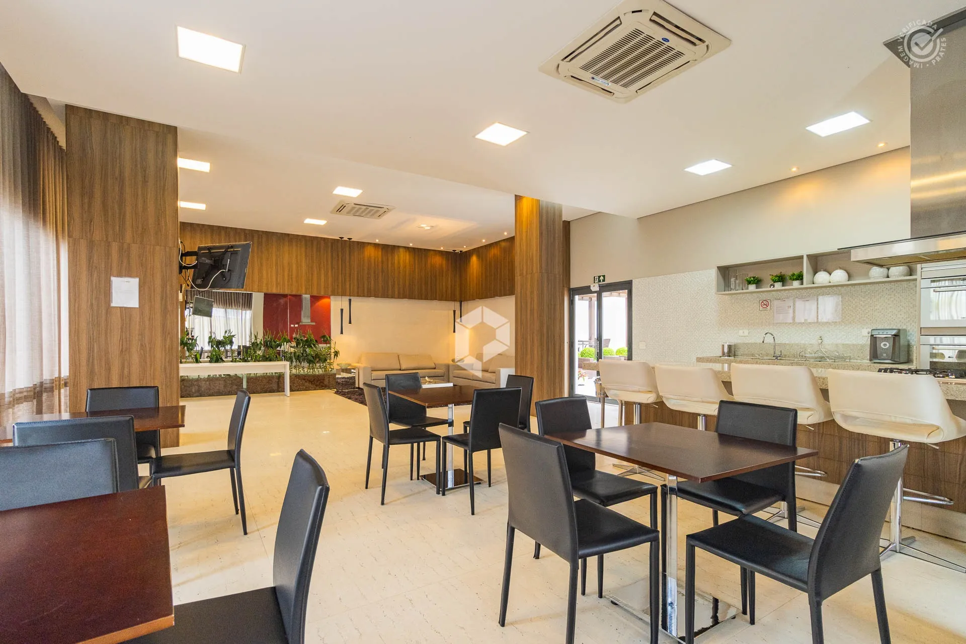 1-bedroom apartment with open-plan kitchen, 39 m² — photo 24