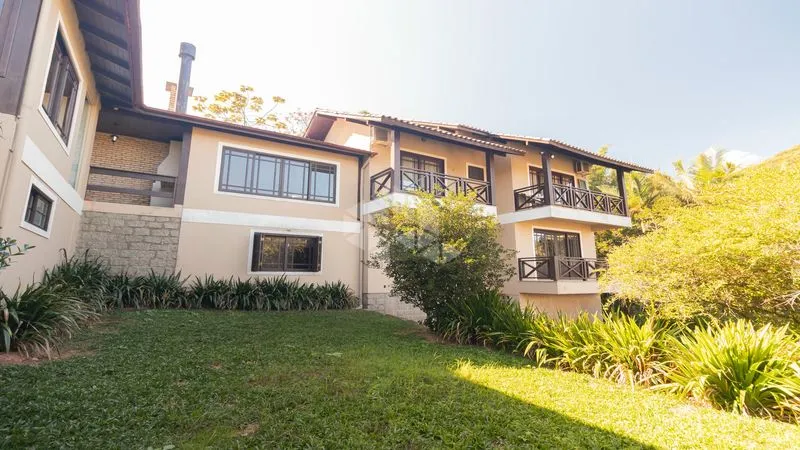 Furnished house 314 m² with 6 bedrooms and 4 parking — photo 43