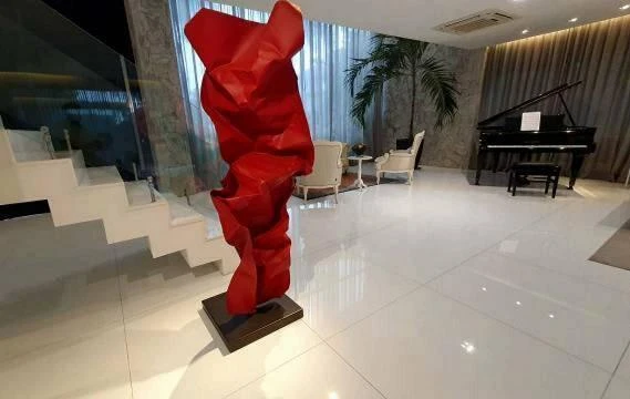 Furnished house with 4 en-suite bedrooms and 670 m² — photo 11