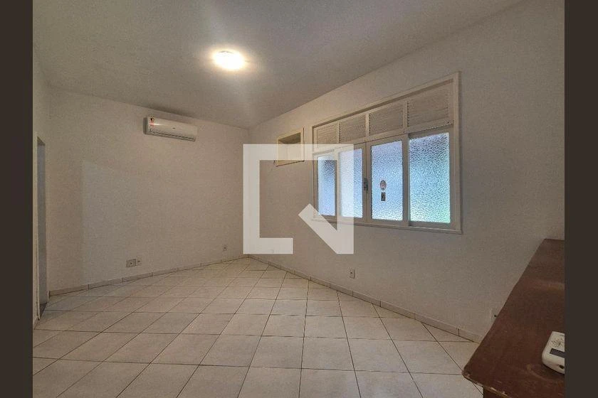 Casa para aluguel com 4 quartos e 2 suítes em 1500 m² — photo 47