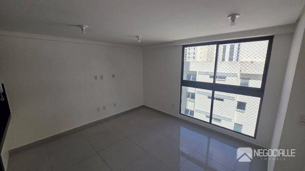 1-bedroom flat with open-plan gas kitchen, 28 m² — photo 4