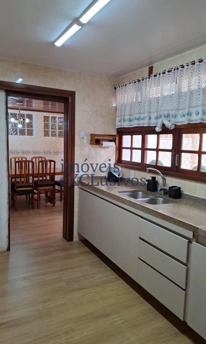 House with 3 en-suite bedrooms and 665 m² garden — photo 90