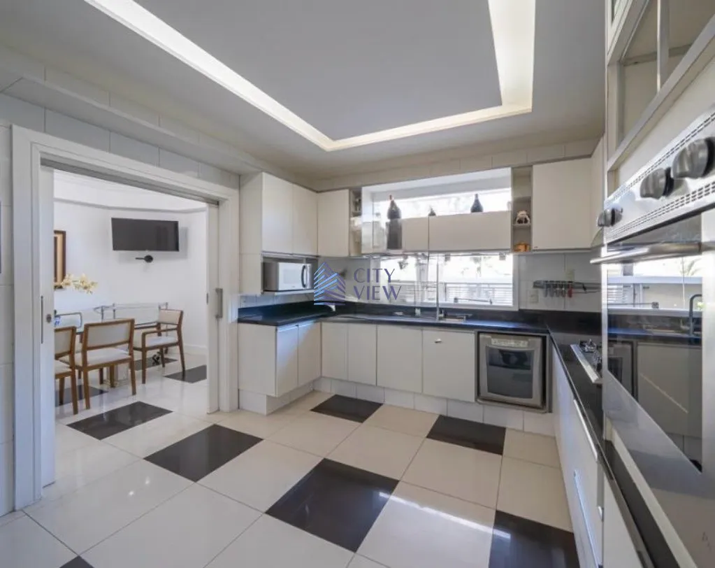 House with 5 bedrooms, 5 bathrooms and 5 parking, 1000 m² — photo 24