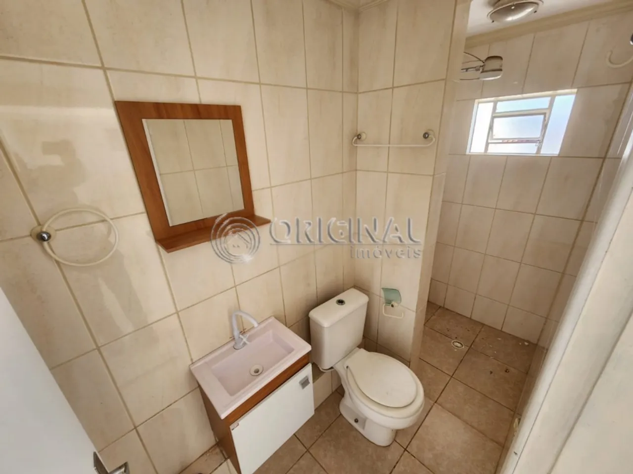 House with 3 bedrooms, 2 suites and private BBQ — photo 20