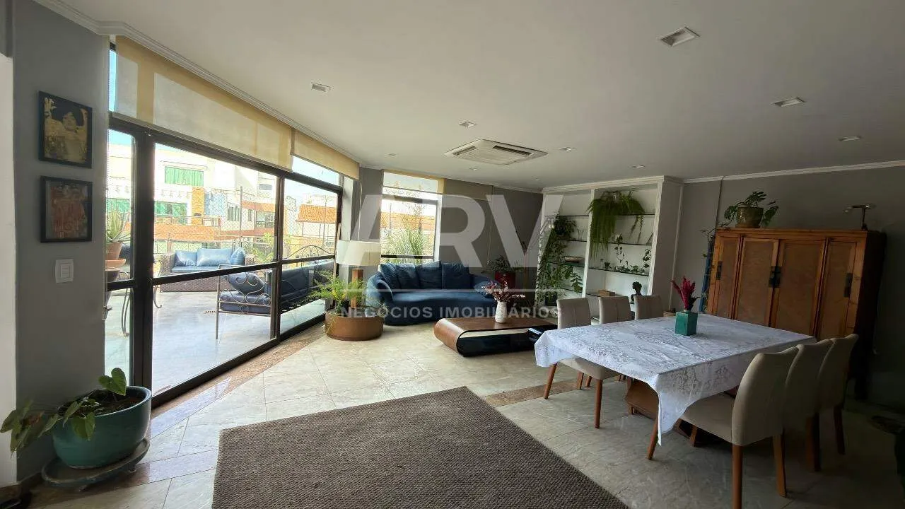 Apartamento mobiliado com 4 quartos e 5 banheiros — photo 6