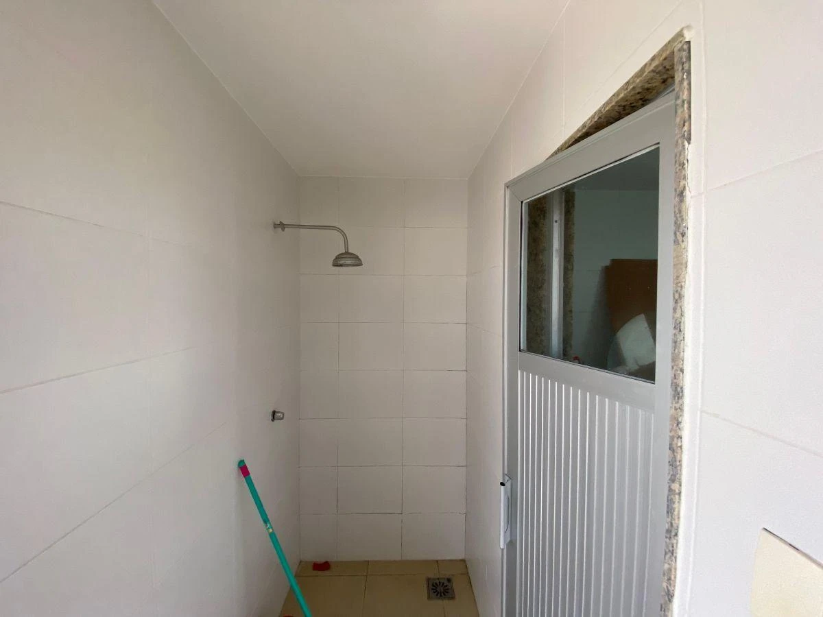 Apartment with 5 bedrooms and 5 bathrooms plus balcony — photo 52