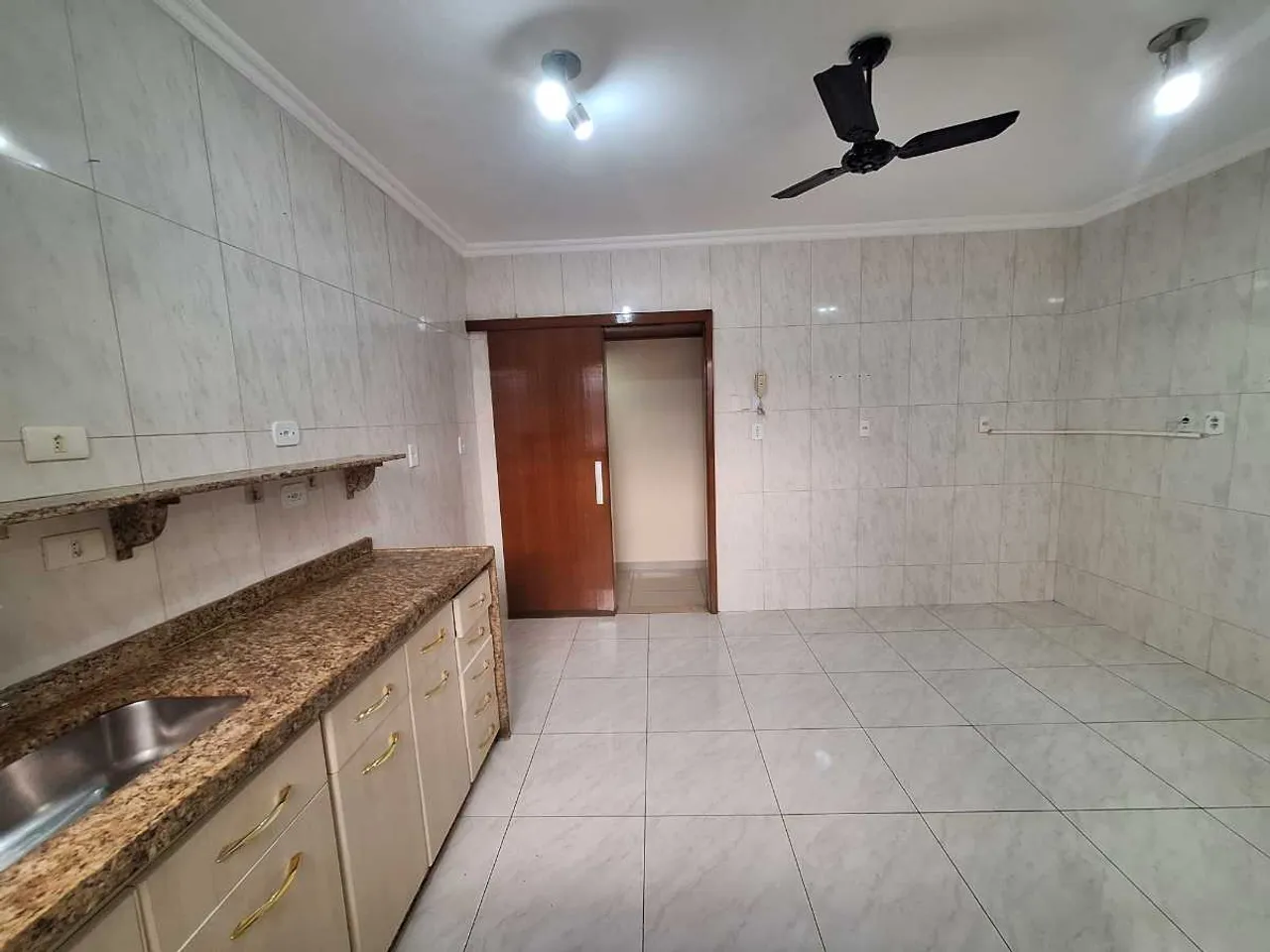 2-bedroom apartment with 2 bathrooms and 1 parking spot — photo 18