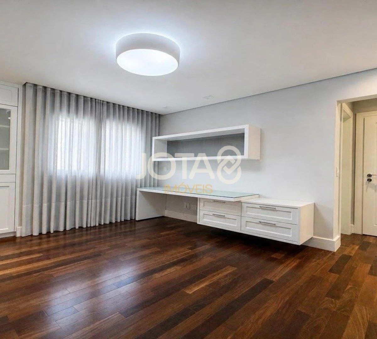 Apartment, 442 m², with a walk-in closet — photo 9