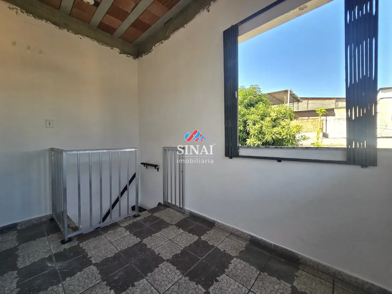 Unfurnished 1-bedroom house with 1 bathroom — photo 19