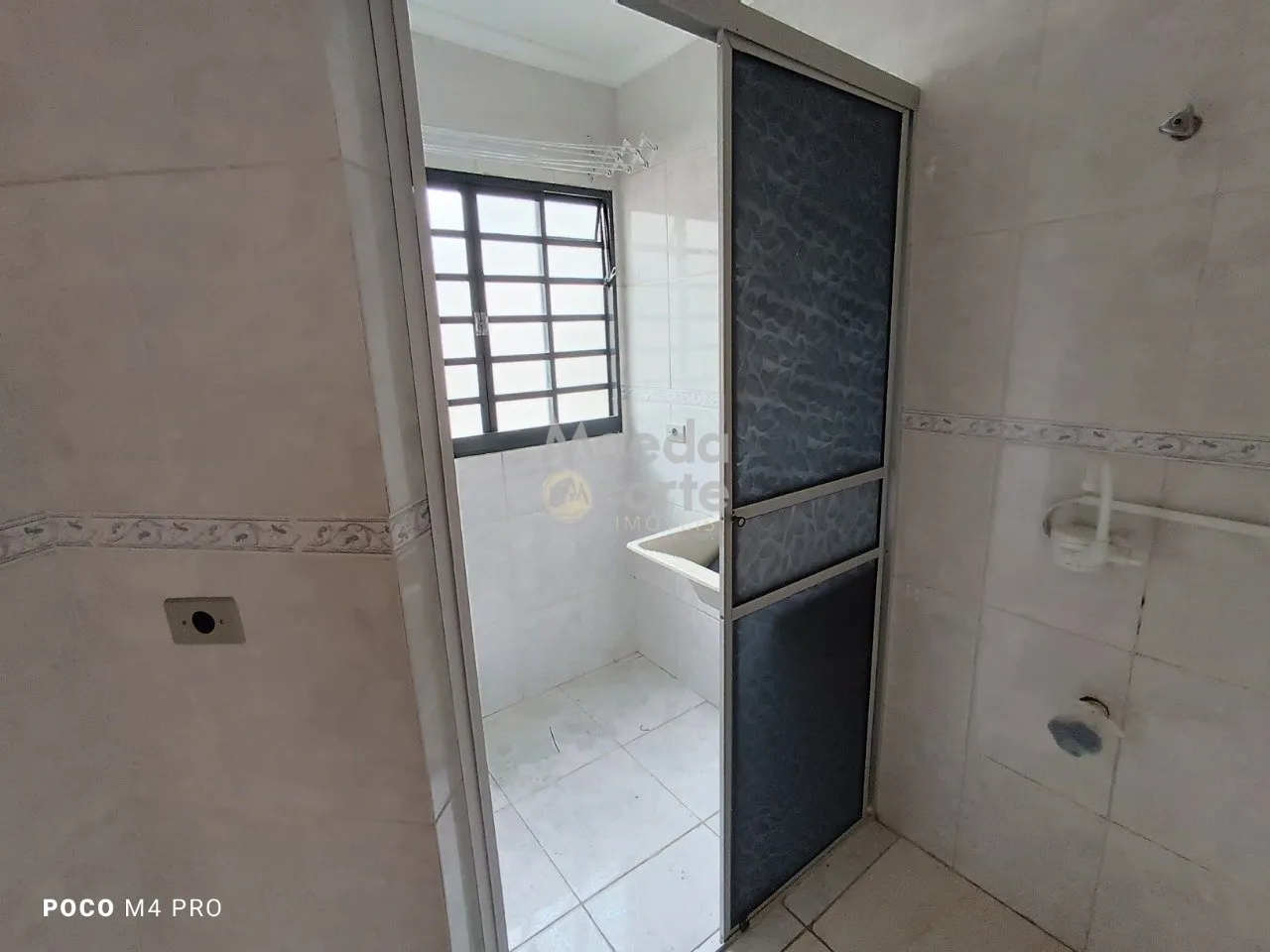 3-bedroom apartment with wood or laminate floors in Curitiba — photo 22