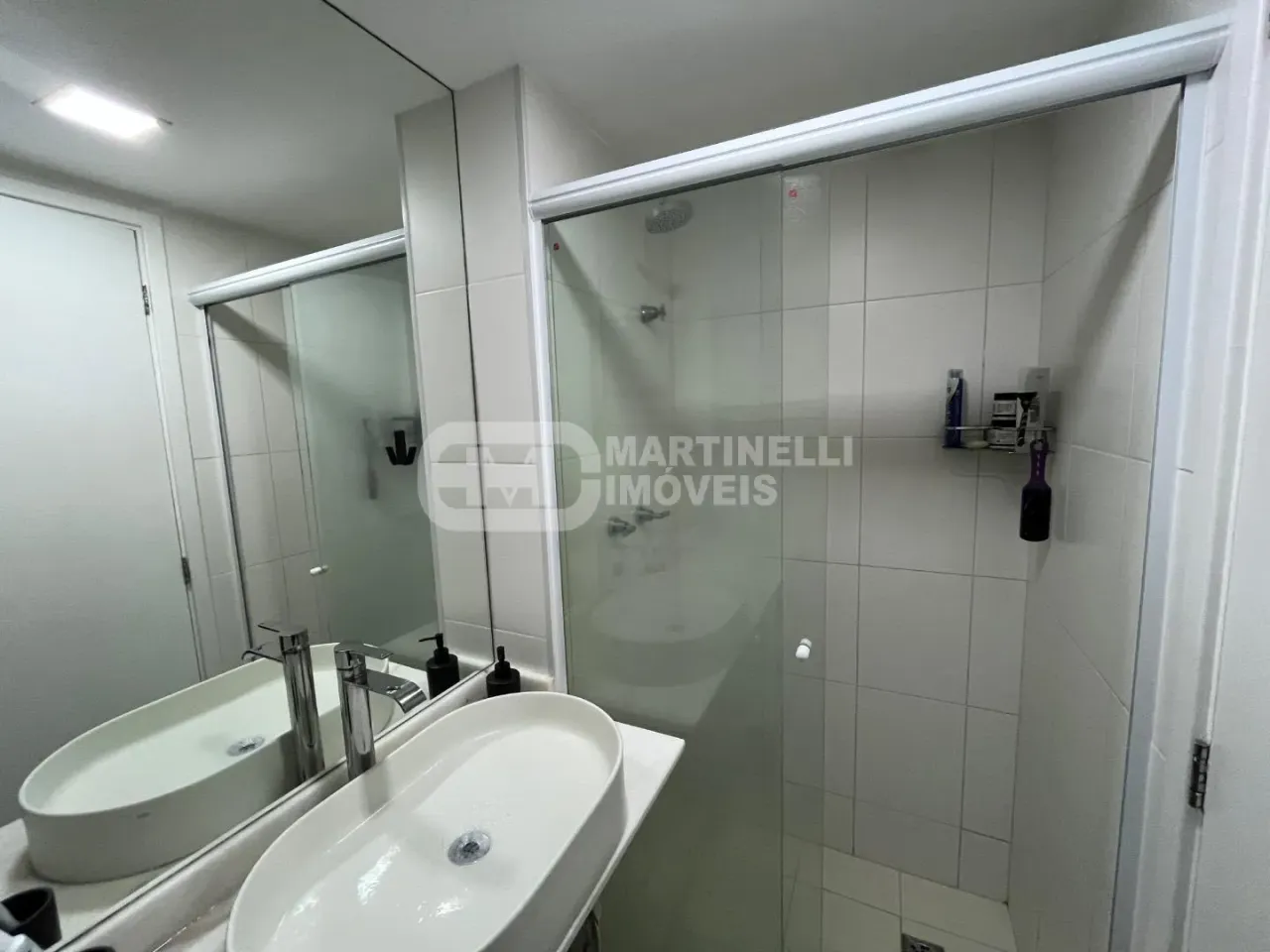 69 m² apartment with a walk-in closet and a washing machine — photo 13