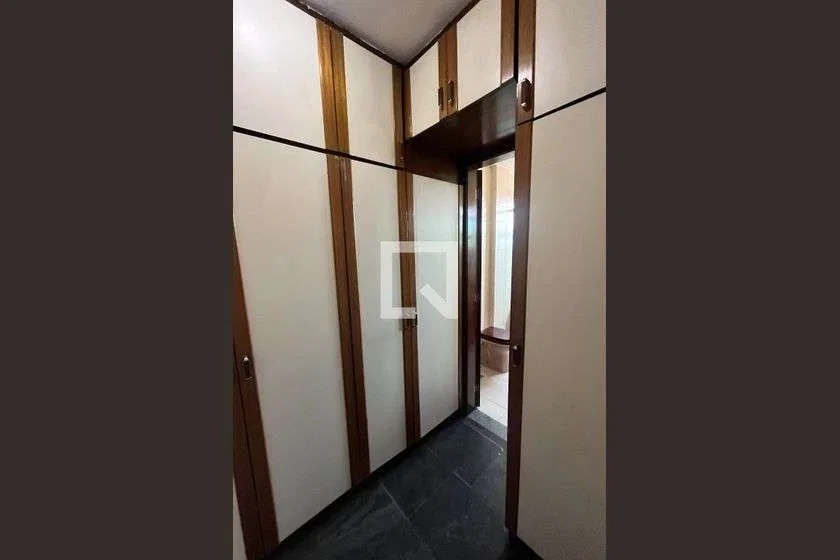 3-bedroom apartment with 2 parking spots and 184 m² — photo 10