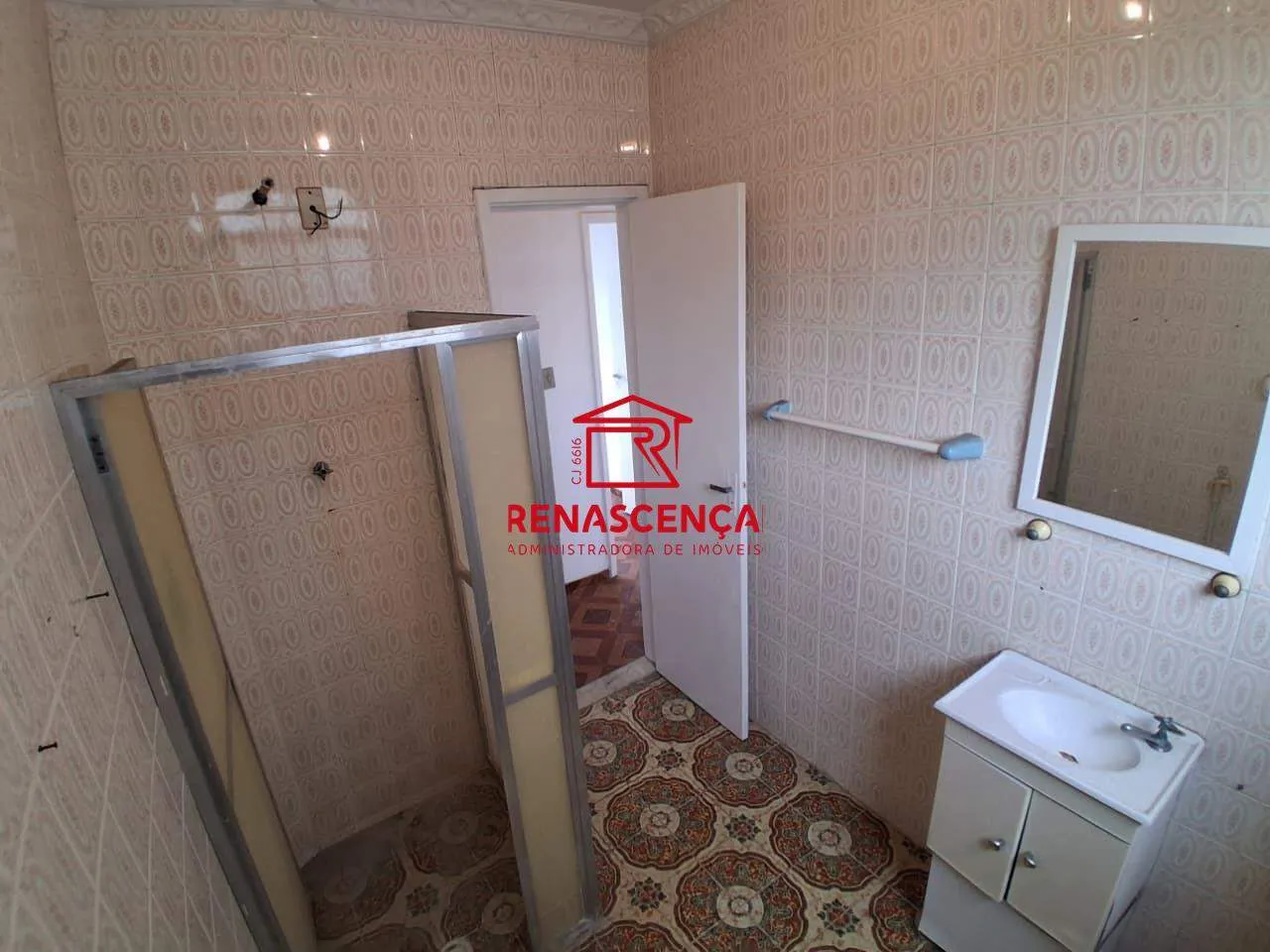 Unfurnished 2-bedroom apartment with 1 parking spot — photo 8