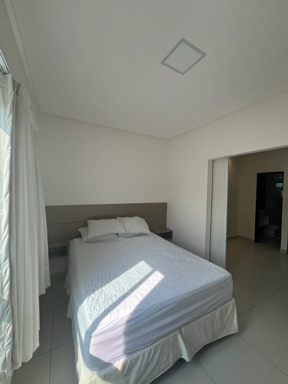 1-bedroom apartment with 24-hour concierge service — photo 4