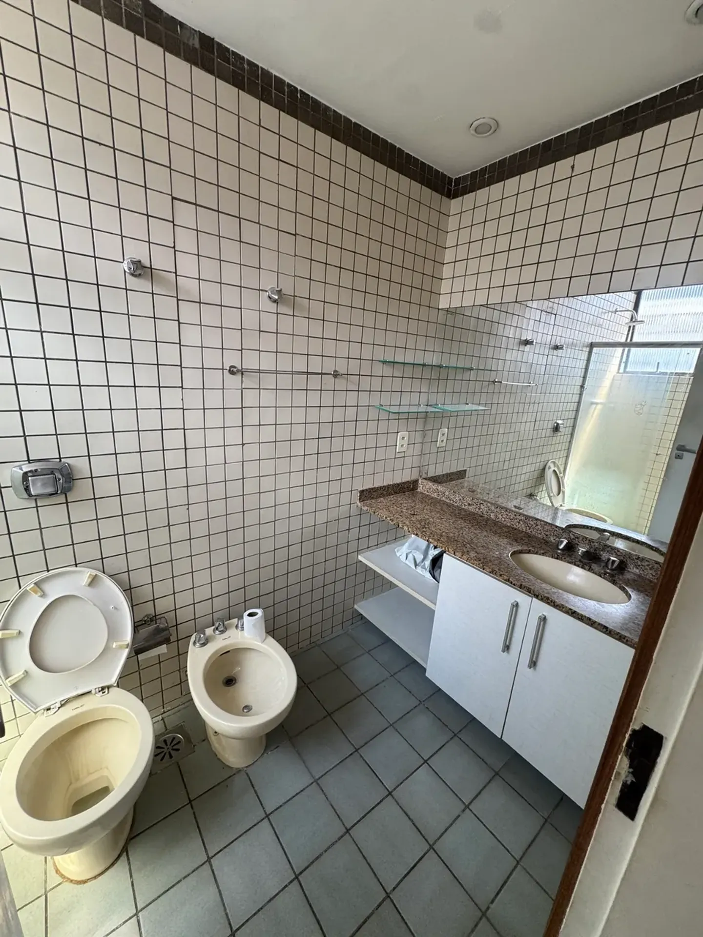 Apartment on the 5th floor with a mountain view — photo 10