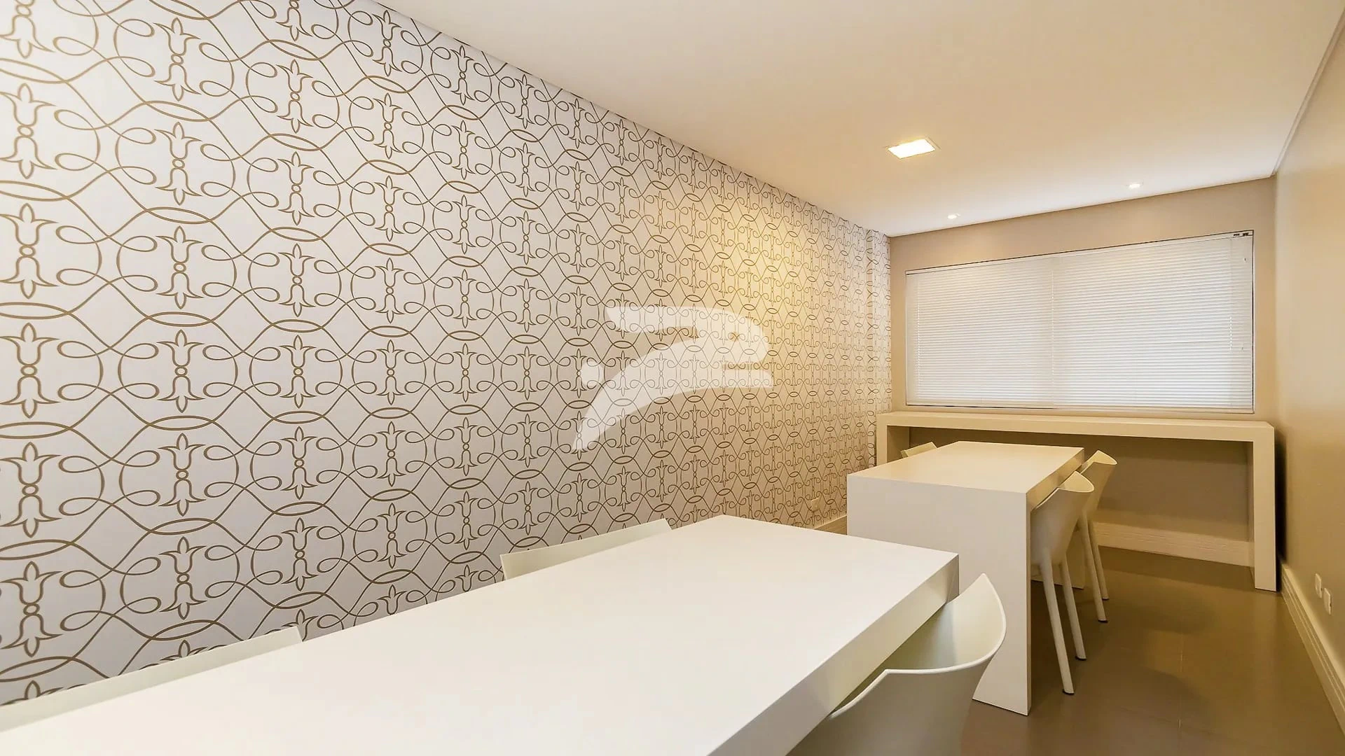 Top-floor apartment with 2 bedrooms and private terrace — photo 18