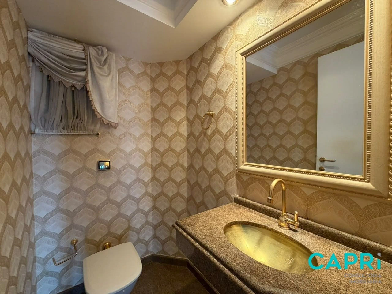 217 m² apartment with a private pool and a washing machine — photo 5