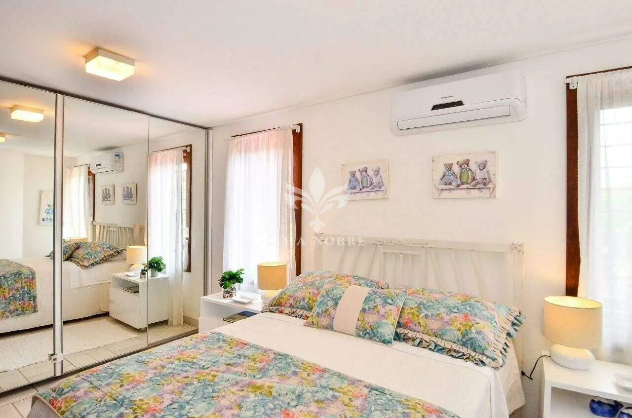 Casa mobiliada com 7 quartos e piscina ao ar livre — photo 28