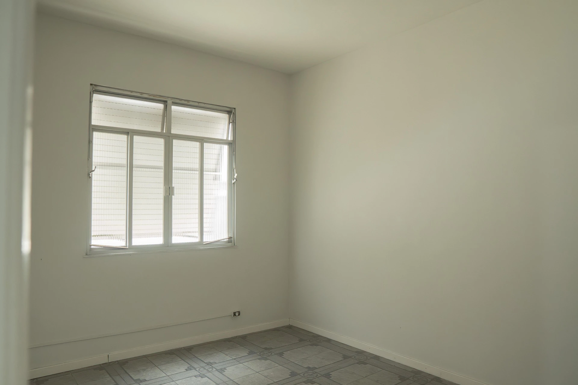 3-bedroom apartment, 1 with its own bathroom, 120 m² — photo 20