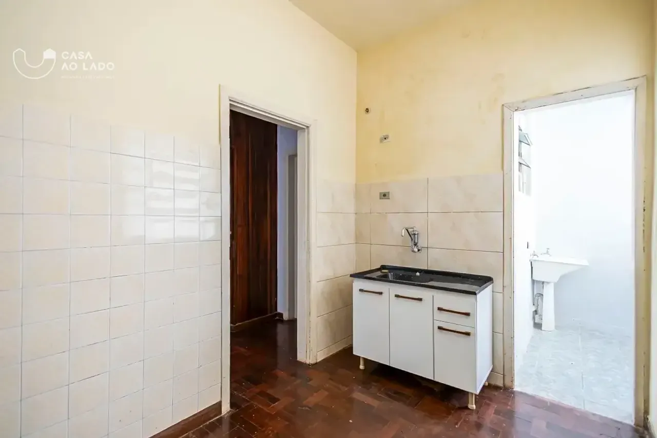 42 m² 1-bedroom apartment with a closed kitchen — photo 7