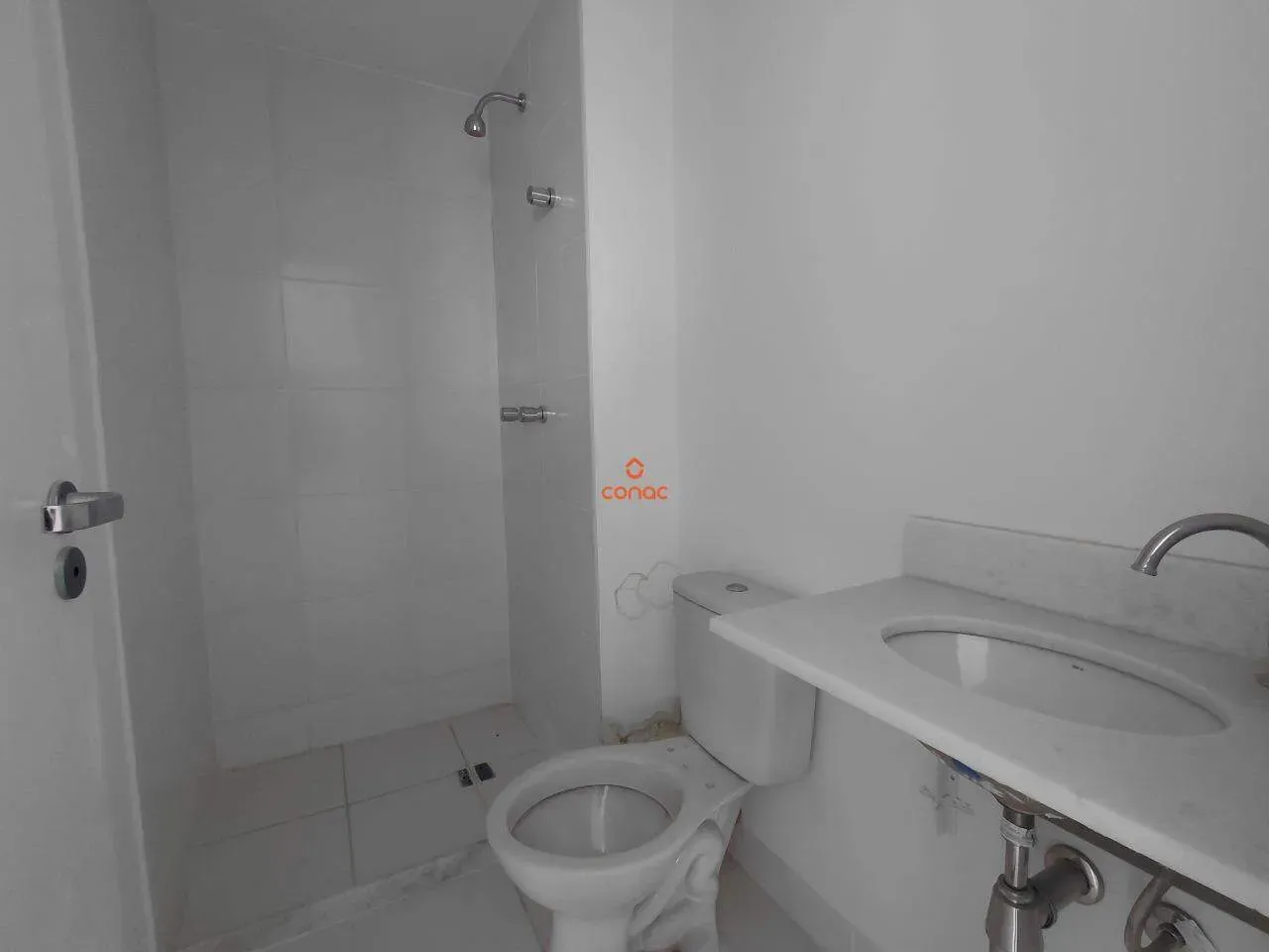 Rental apartment with 2 bedrooms, 2 bathrooms and parking — photo 4