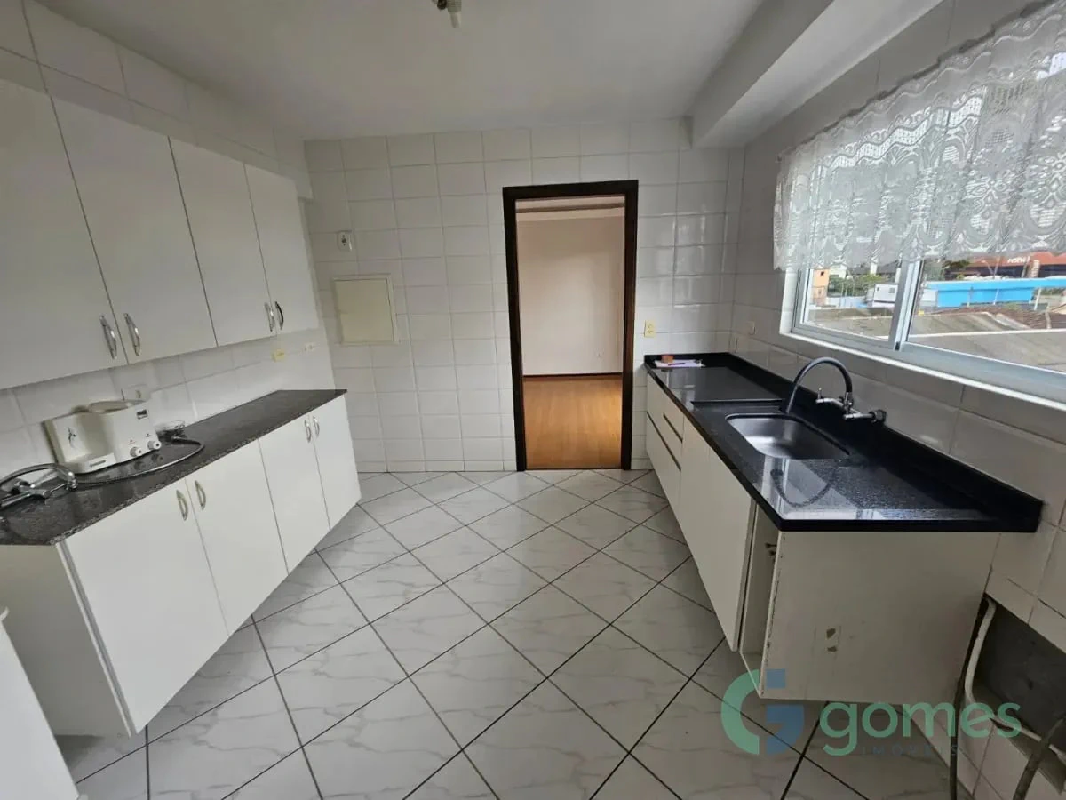 Departamento de 3 dormitorios con bañera en Curitiba — photo 6