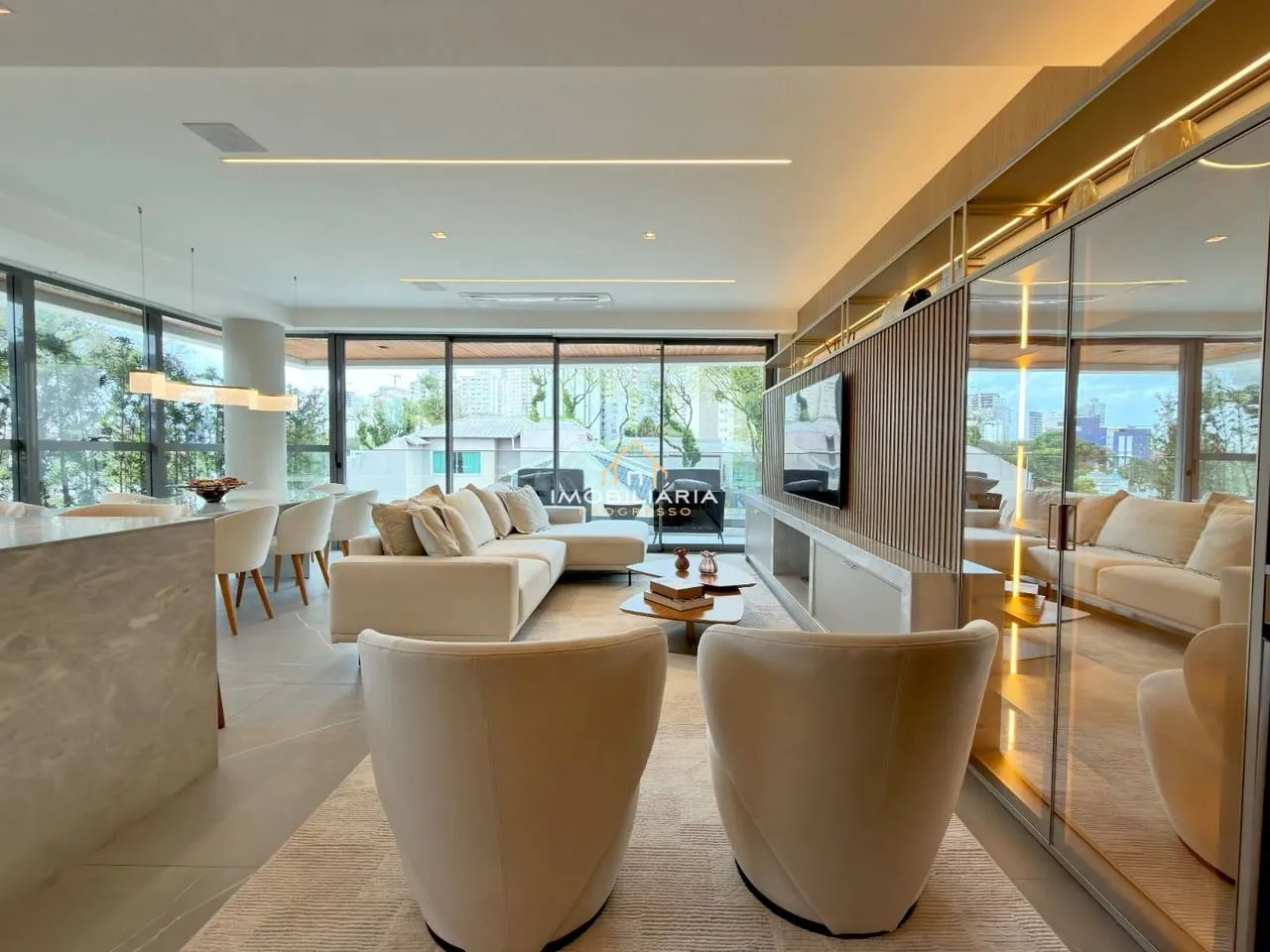 Dishwasher in a 3-bedroom apartment, 153 m² — photo 4