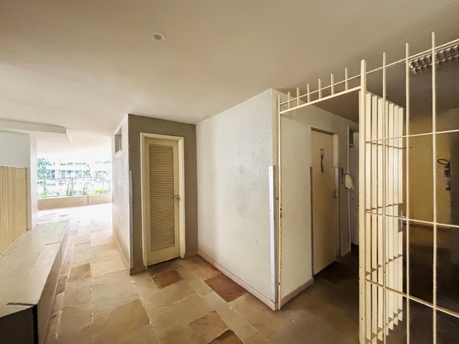 Джакузі та 2 спальні: квартира 72 м² — photo 39