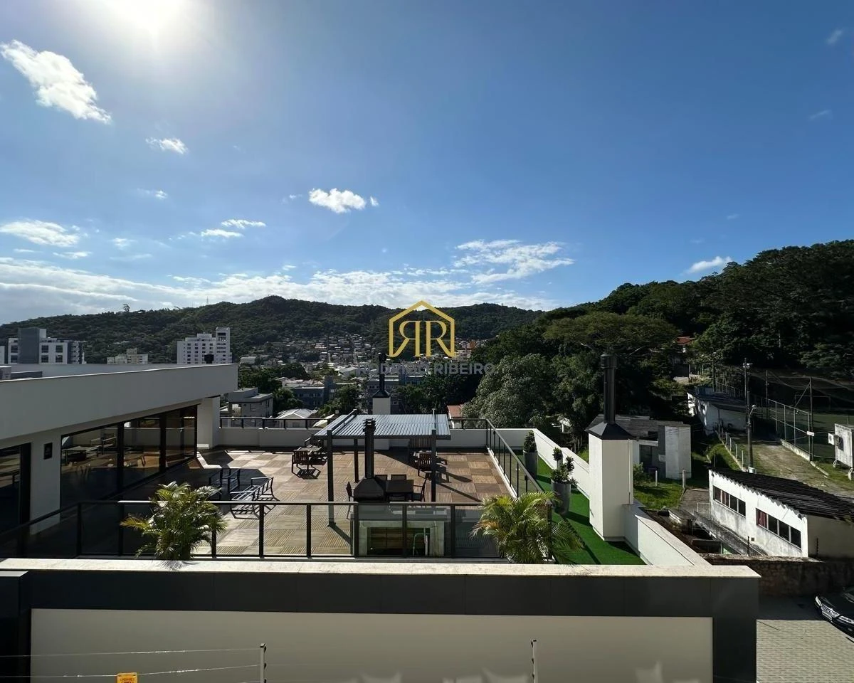 3-bedroom apartment with a home office in Florianópolis — photo 21