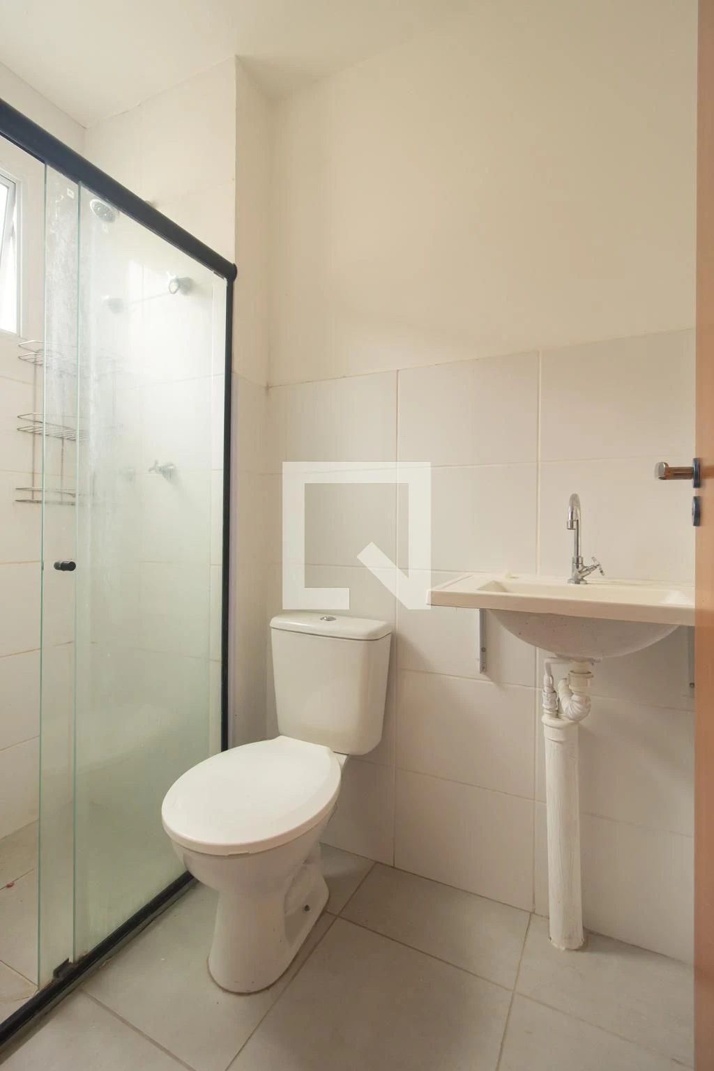 Apartamento de 2 quartos em condomínio com piscina — photo 11