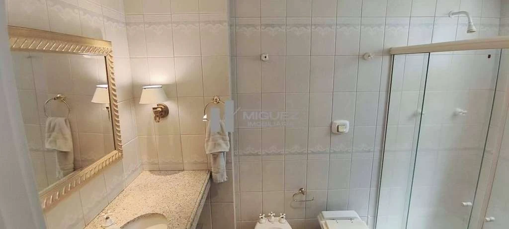 Furnished 321 m² apartment with 4 bedrooms and 2 parking — photo 26