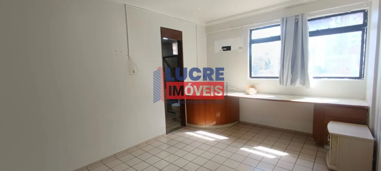 Apartment with 4 bedrooms, 2 en-suite rooms and 2 parking — photo 19