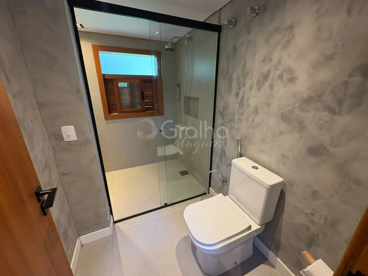 2-bedroom house with a washing machine — photo 12