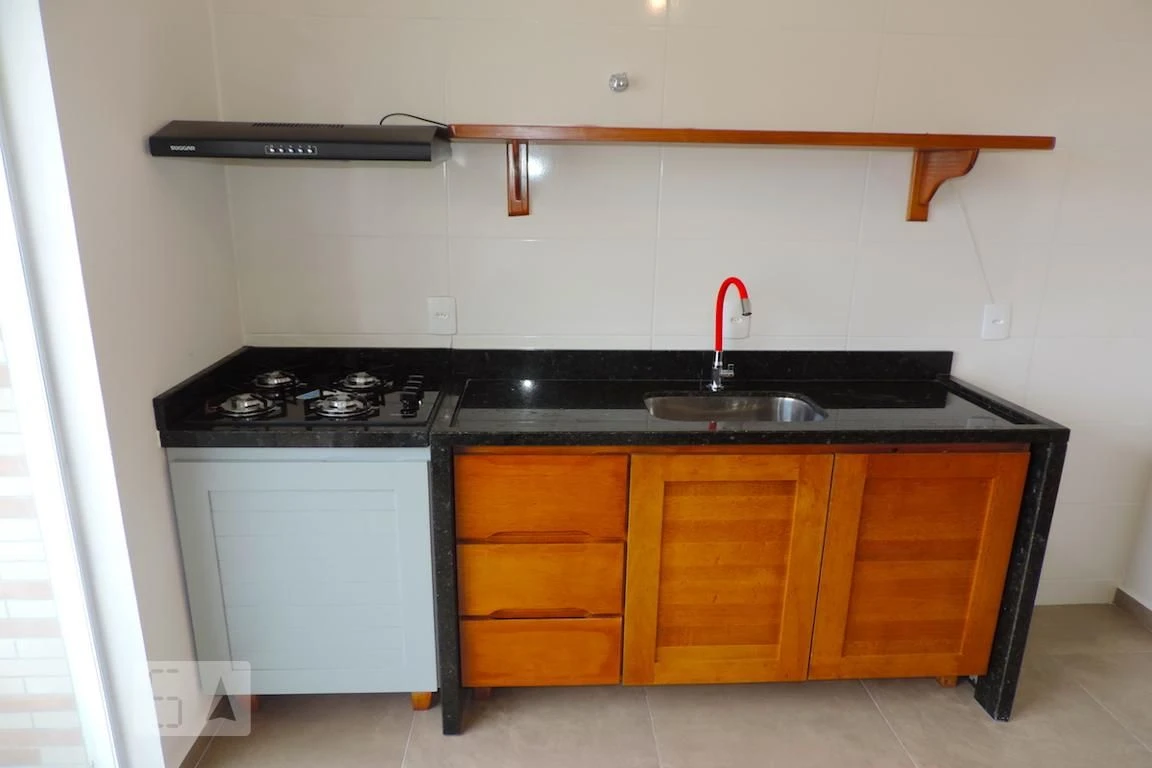2-bedroom apartment with a grill on the balcony — photo 4