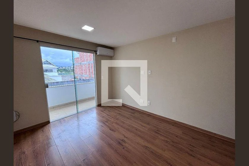 House with 4 en-suite bedrooms, 329 m² and 3 parking — photo 46