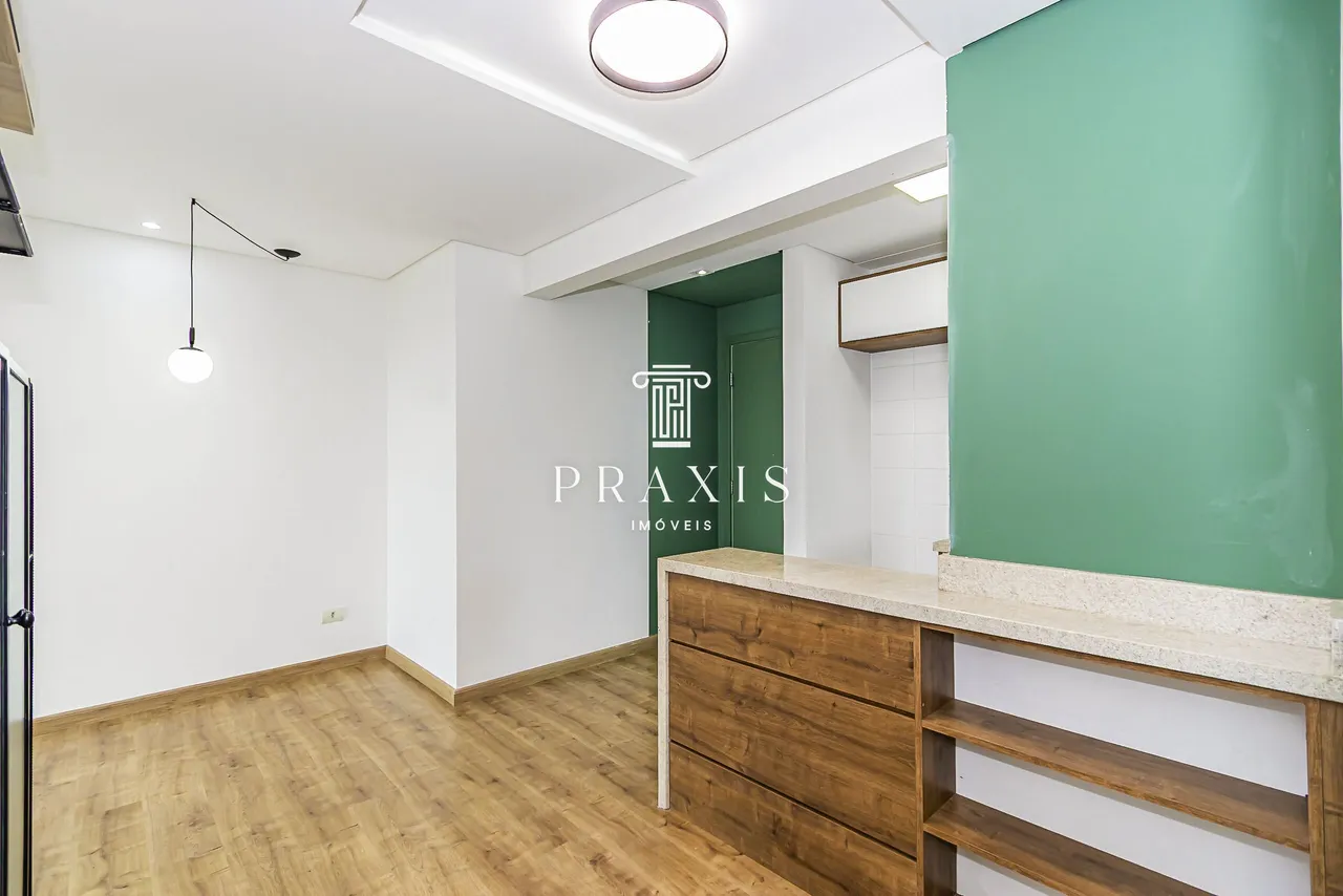 Wood or laminate floors in a 3-bedroom apartment, 66 m² — photo 13