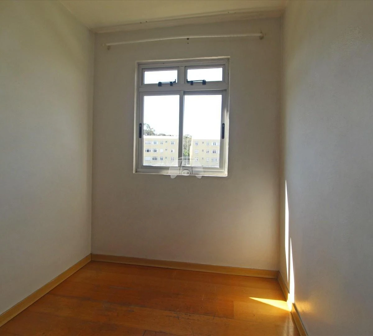 3-bedroom apartment with a washing machine — photo 8