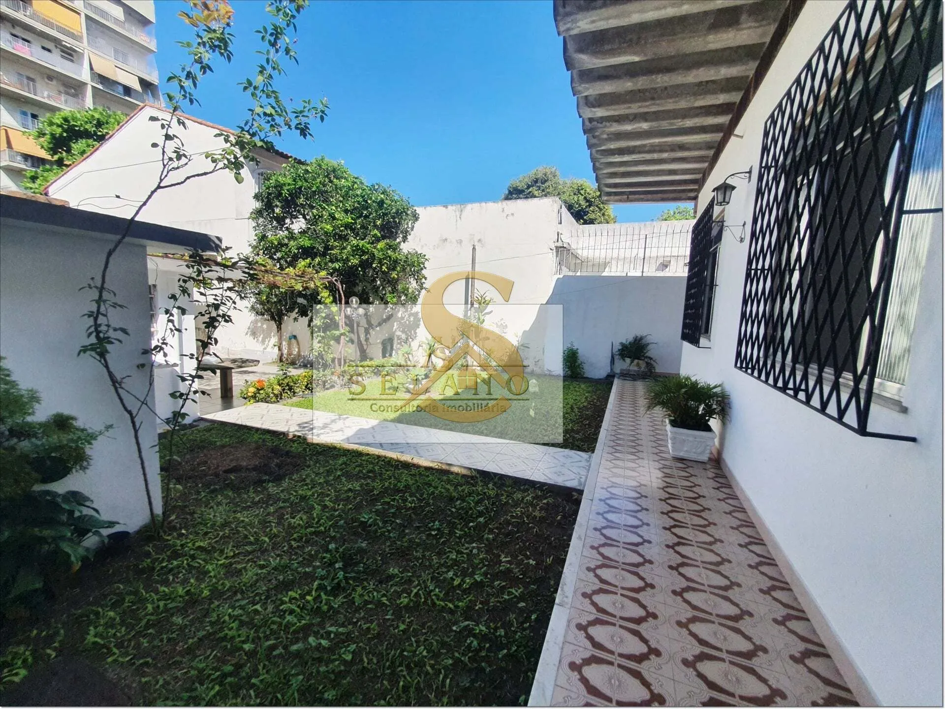 4-bedroom house with a garden in Rio de Janeiro — photo 23