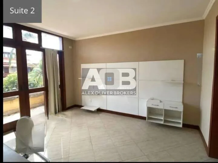 Furnished house with 5 en-suite bedrooms and a balcony — photo 7