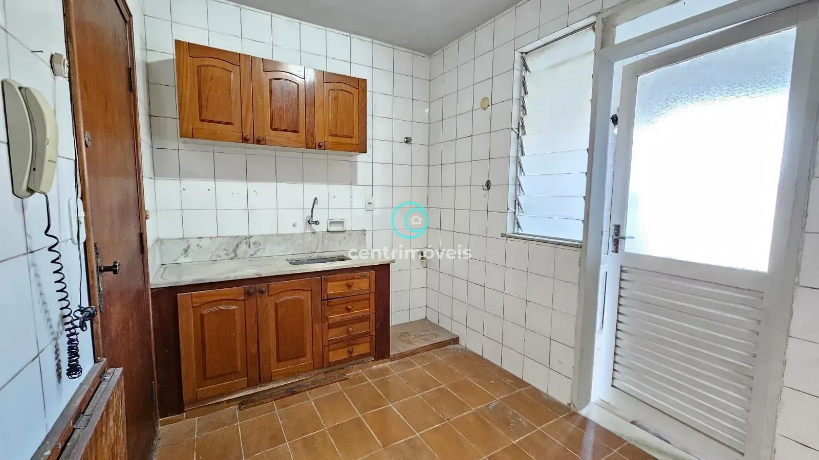 2-bedroom apartment with pool in the building — photo 25